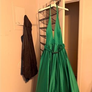 Sherri Hill Green Prom Dress